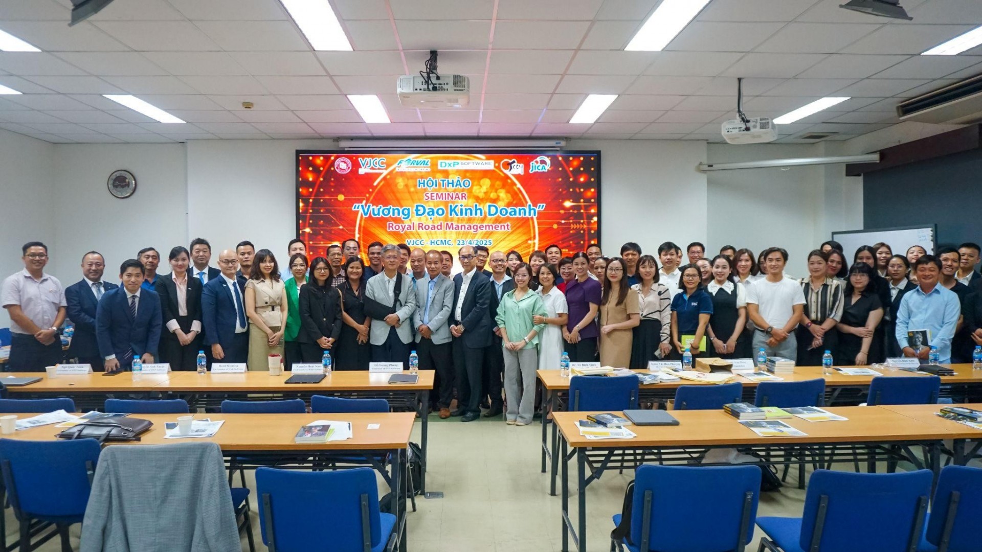 “Vương đạo kinh doanh” – Tư tưởng lãnh đạo khai sáng cho doanh nghiệp tương lai “Vương đạo kinh doanh” – Tư tưởng lãnh đạo khai sáng cho doanh nghiệp tương lai