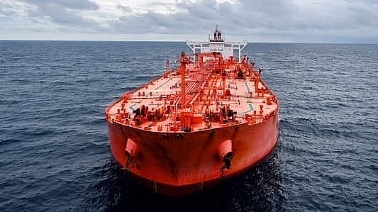 Tồn kho dầu thô của Trung Quốc đạt mức cao nhất trong ba năm