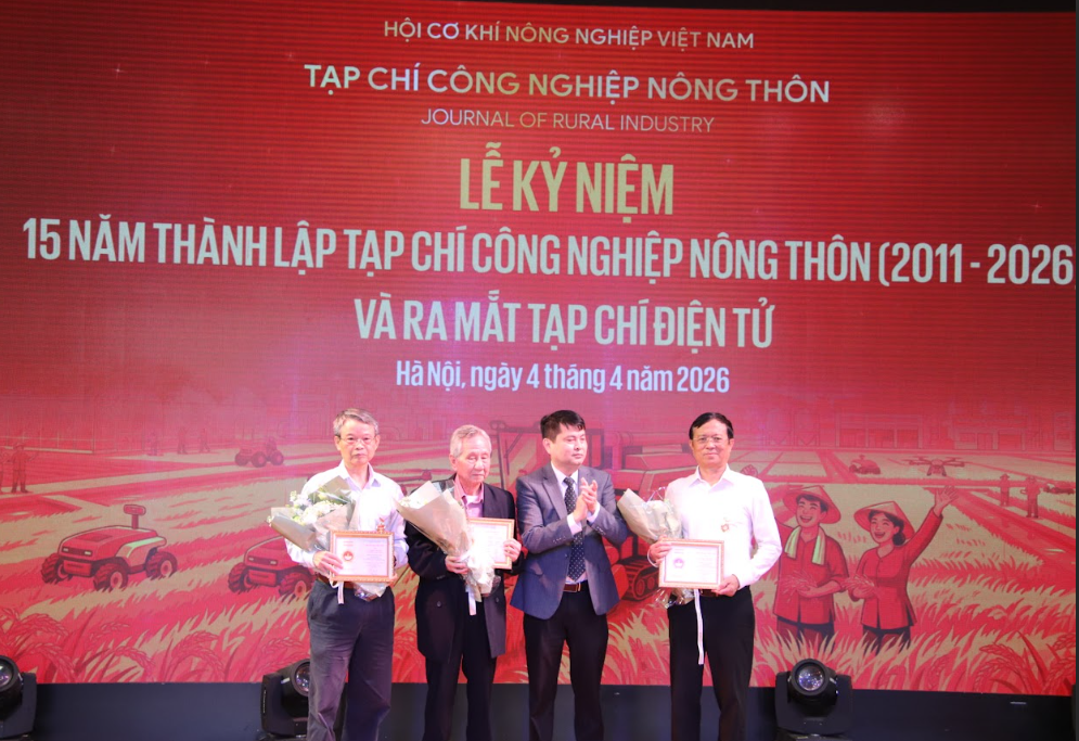 Tạp chí Công nghiệp Nông thôn kỷ niệm 15 năm thành lập và ra mắt Tạp chí điện tử Tạp chí Công nghiệp Nông thôn kỷ niệm 15 năm thành lập và ra mắt Tạp chí điện tử