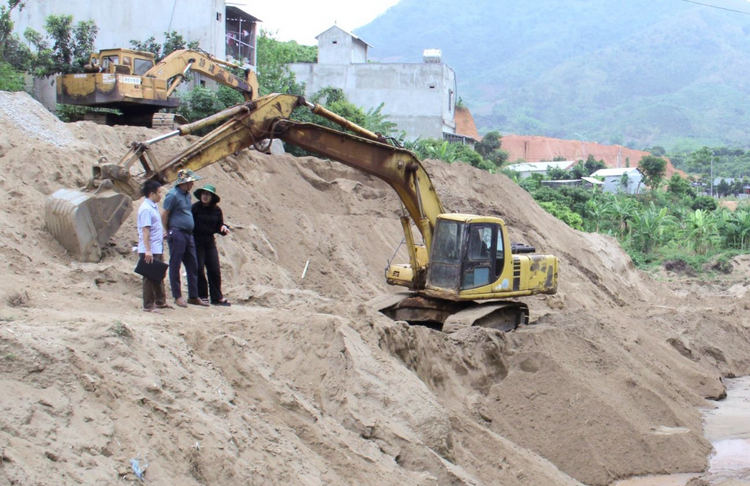 Sơn La tăng cường giám sát chặt chẽ các hoạt động khai khoáng