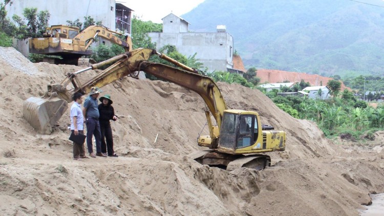 Sơn La tăng cường giám sát chặt chẽ các hoạt động khai khoáng