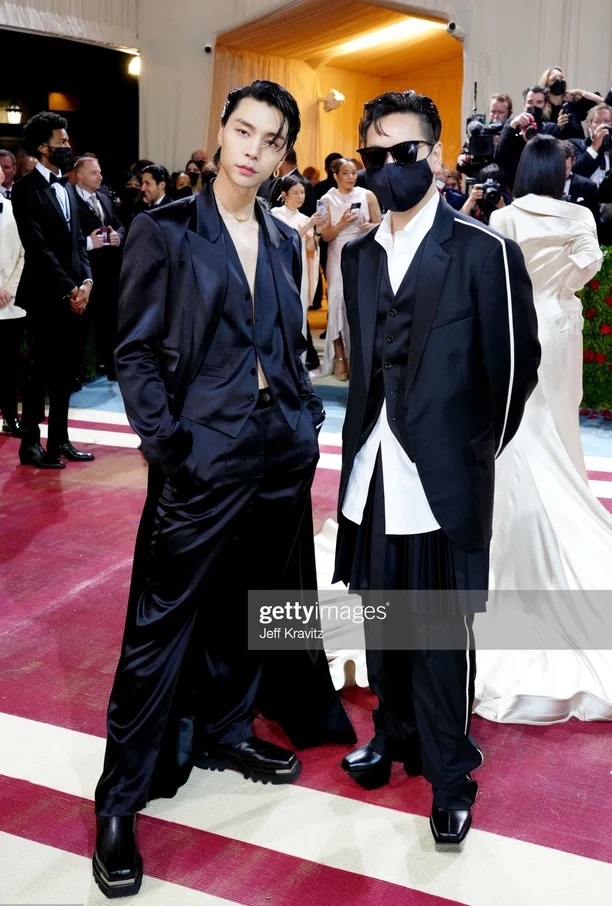 Sao Hàn hôm nay 4/5: Lee Dong Wook, Kim Bum và Kim So Yeon đóng vai chính trong “Bạn trai tôi là hồ ly” phần 2