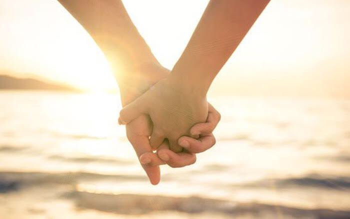 Hãy tử tế yêu quý người phụ nữ bên cạnh mình Hãy tử tế yêu quý người phụ nữ bên cạnh mình