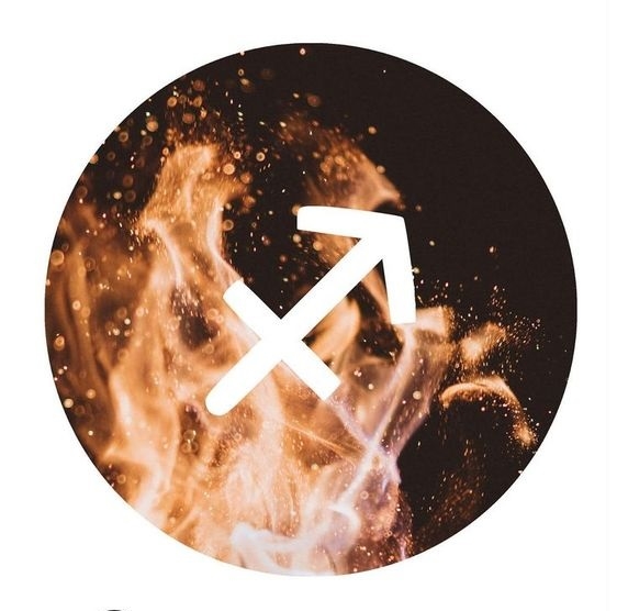 Tử vi 12 cung hoàng đạo ngày 7/5/2022: Nhân Mã tình duyên thăng hoa, Cự Giải công việc không thuận lợi