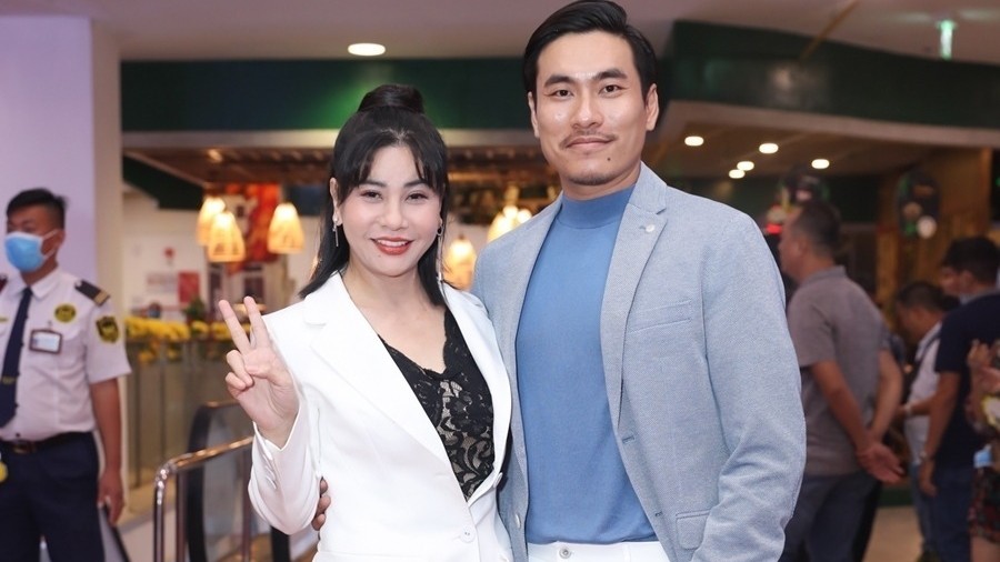 Sao Việt hôm nay 16/5: Cát Phượng chia sẻ "lý do" chia tay Kiều Minh Tuấn