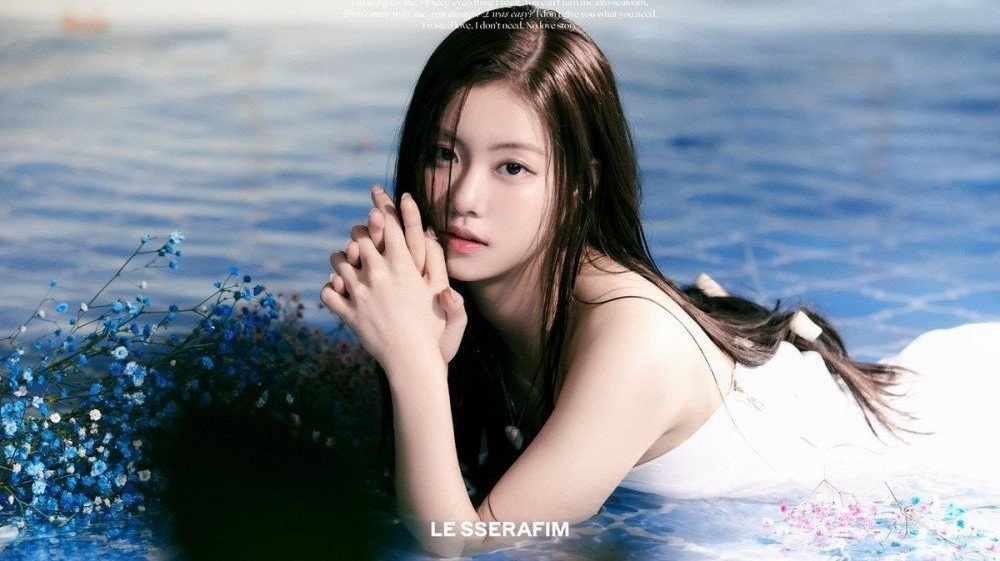 Sao Hàn hôm nay 17/5: Tiếp tục lộ bằng chứng cáo buộc hành vi bạo lực học đường của Kim Garam (LE SSERAFIM)