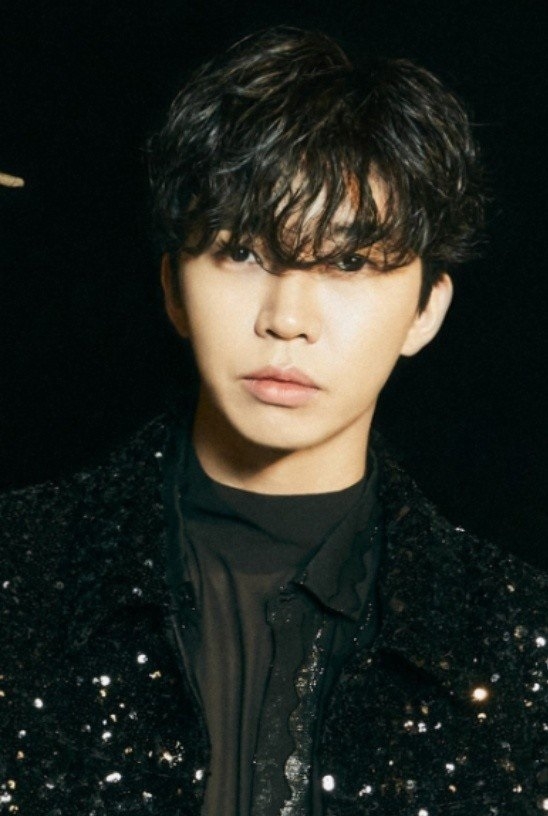 Sao Hàn hôm nay 29/5: Cảnh sát vào cuộc điều tra chiến thắng bất thường của LE SSERAFIM trên Music Bank