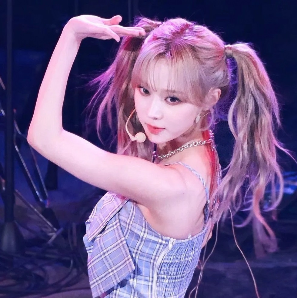 Sao Hàn hôm nay 29/5: Cảnh sát vào cuộc điều tra chiến thắng bất thường của LE SSERAFIM trên Music Bank