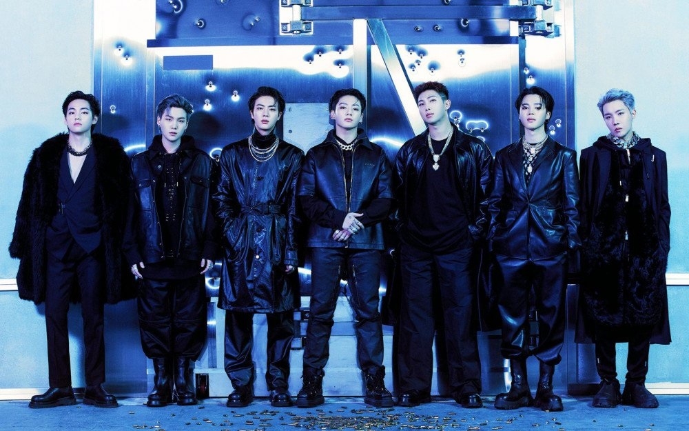 Sao Hàn hôm nay 29/5: Cảnh sát vào cuộc điều tra chiến thắng bất thường của LE SSERAFIM trên Music Bank