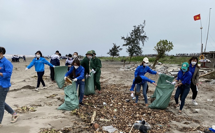 Bảo vệ môi trường biển trong phát triển kinh tế-xã hội