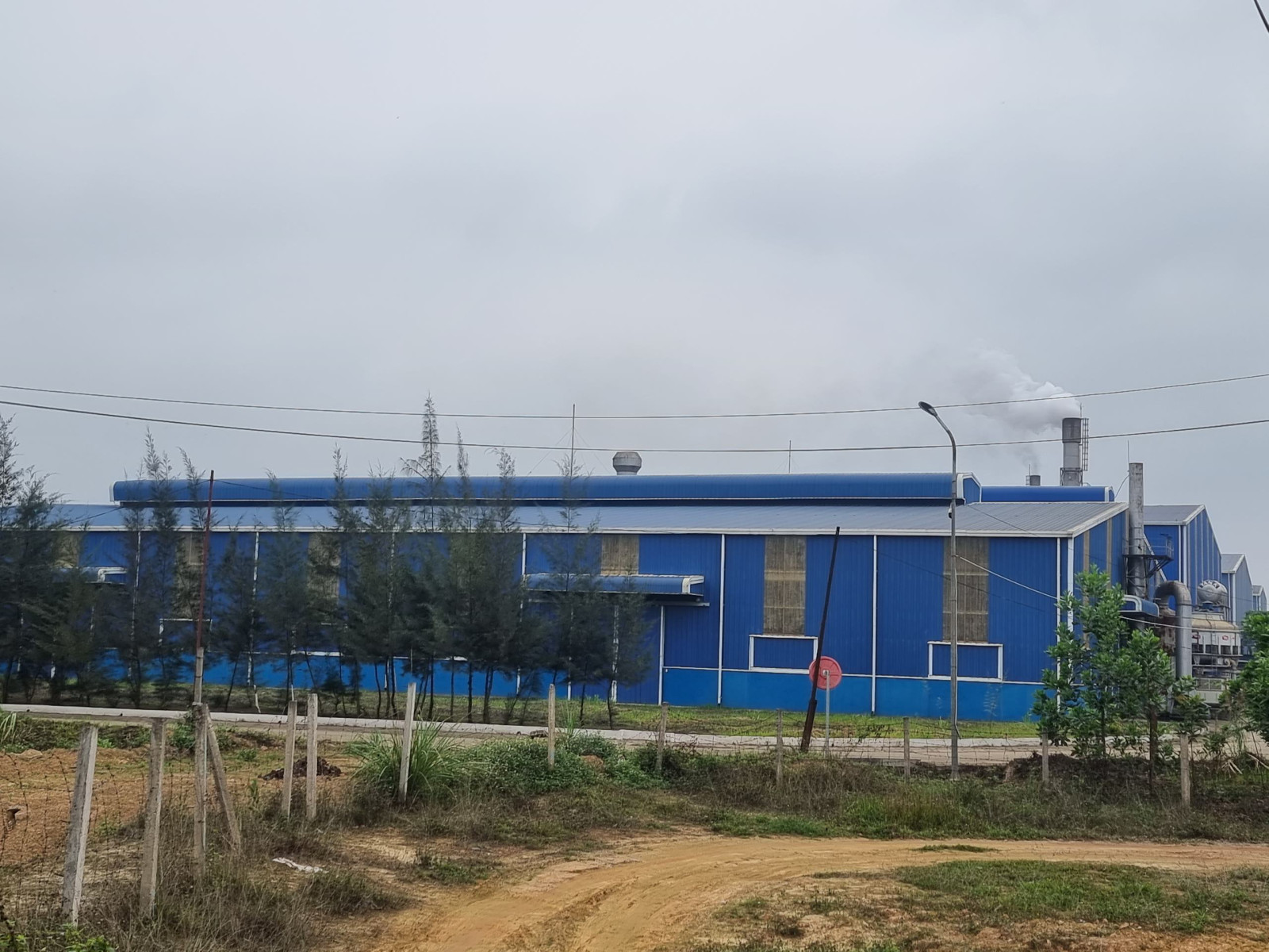 Thái Nguyên: Nỗi khổ của người dân khi sống cạnh nhà máy xử lý chất thải Sông Công Thái Nguyên: Nỗi khổ của người dân khi sống cạnh nhà máy xử lý chất thải Sông Công