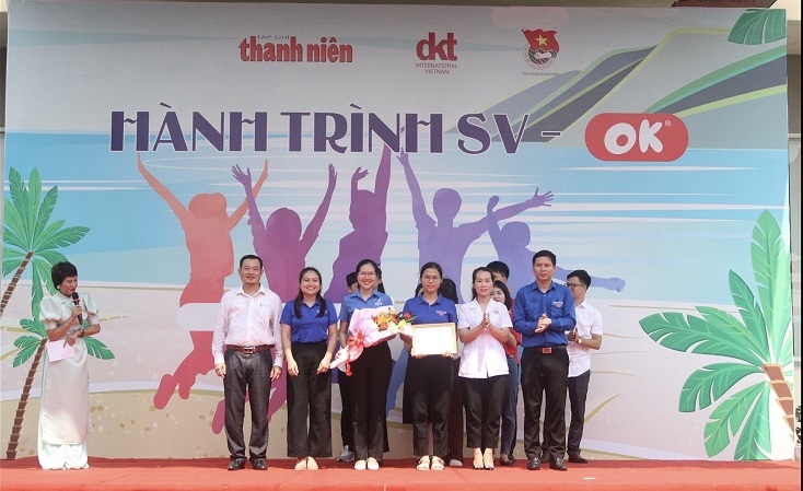 Đoàn viên, sinh viên tỉnh Quảng Bình hào hứng với &quot;Hành trình SV - OK&quot;