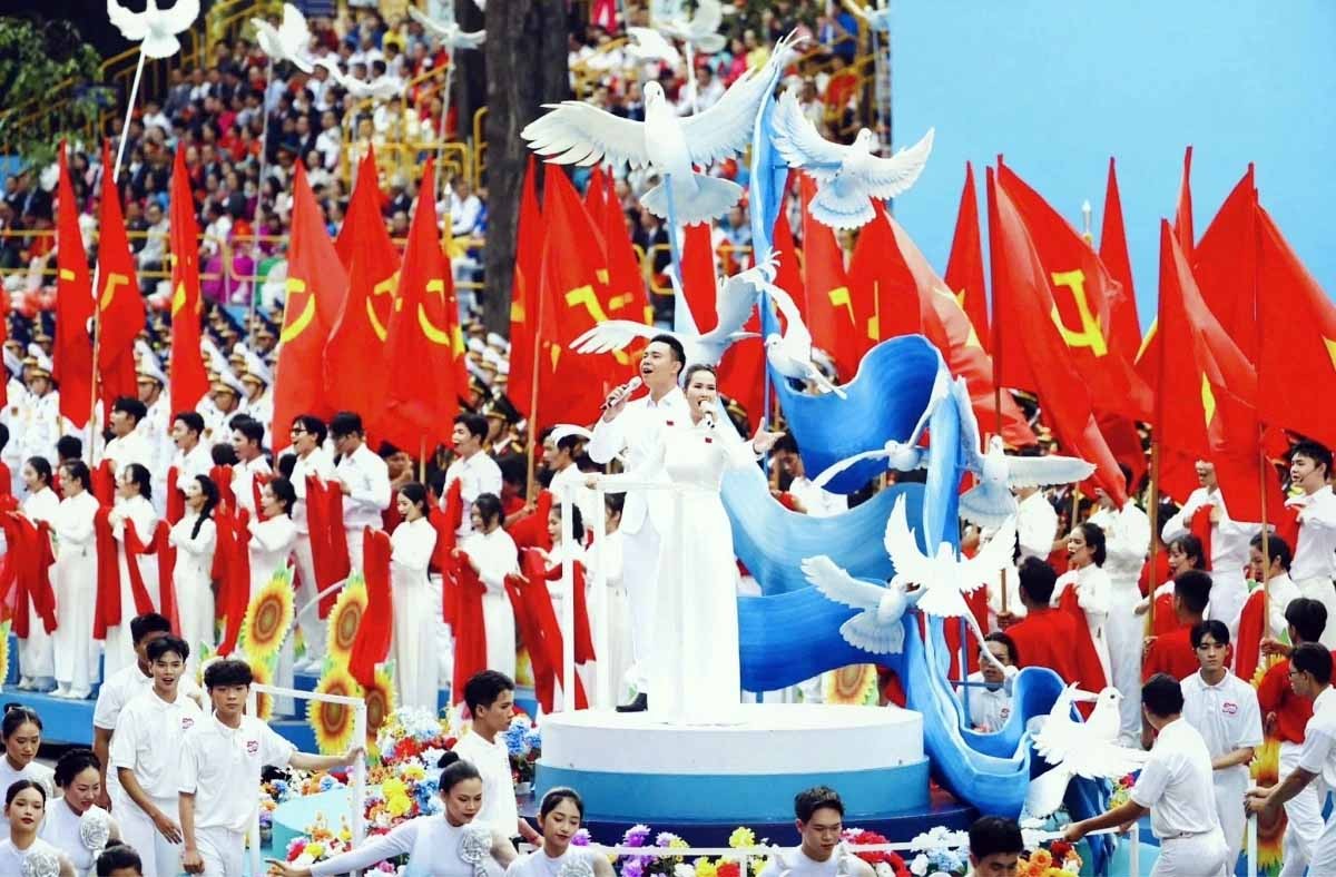 Giải mã cơn sốt “Viết tiếp câu chuyện hòa bình” Giải mã cơn sốt “Viết tiếp câu chuyện hòa bình”