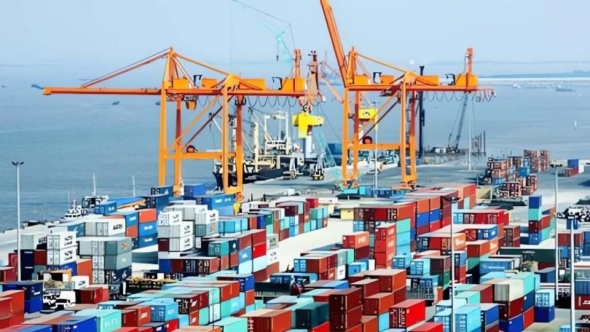Việt Nam nhập siêu hơn 7 tỷ USD sau 4 tháng năm 2026