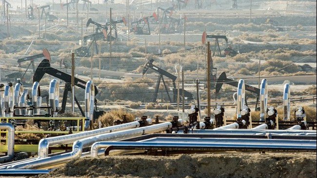 Giá xăng dầu hôm nay 4/5: Giá dầu thế giới chịu áp lực giảm vì kỳ vọng hạ nhiệt xung đột