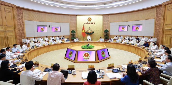 Đẩy mạnh các hoạt động sản xuất kinh doanh, phấn đấu hoàn thành mục tiêu tăng trưởng