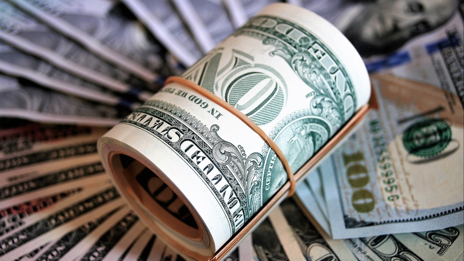 Tỷ giá ngoại tệ hôm nay 6/5: Đồng USD giảm nhẹ, thị trường giao dịch thận trọng