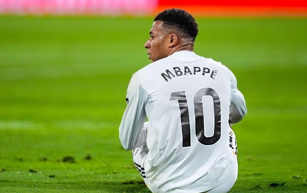 Real Madrid cân nhắc bán Kylian Mbappe, Liverpool chi 94 triệu USD chiêu mộ Kounde