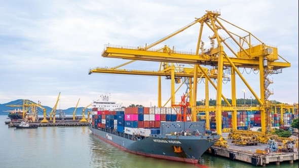 Logistics xanh: Cuộc chuyển đổi không thể chậm chân