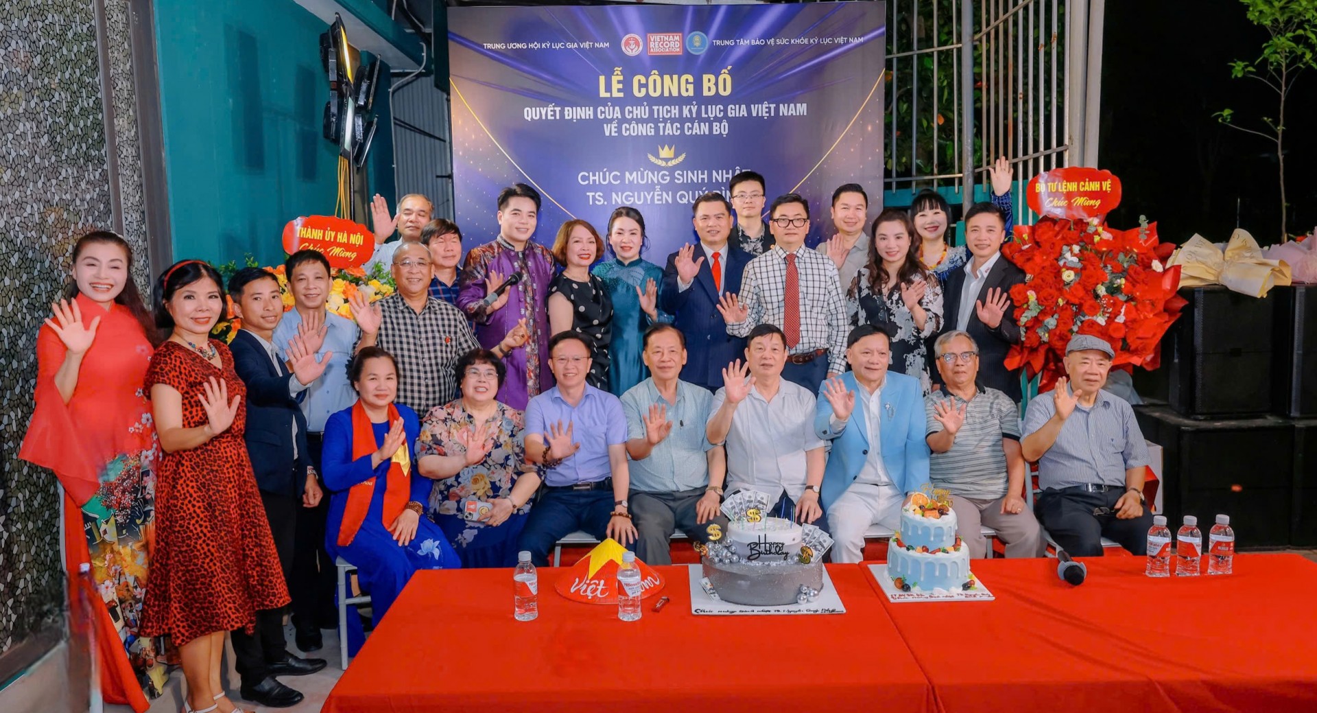 Lễ công bố quyết định bổ nhiệm Phó Giám đốc trung tâm chăm sóc sức khỏe kỷ lục Việt Nam