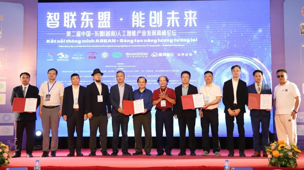 Công bố Sáng kiến hợp tác trí tuệ nhân tạo và tự động hoá Trung Quốc - Việt Nam