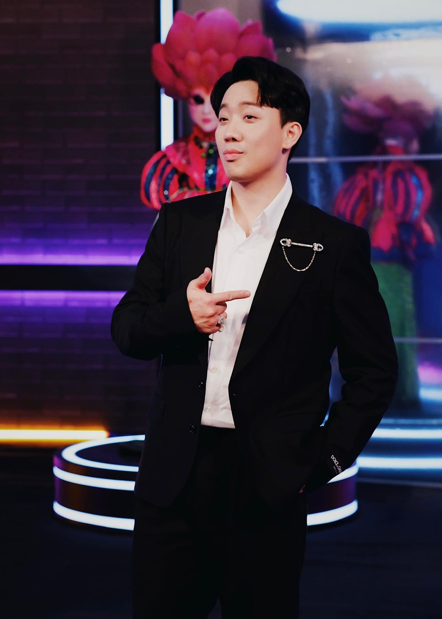 Sao Việt hôm nay 7/6: MIN vướng tranh cãi "đạo nhái" concept nhạc của TWICE