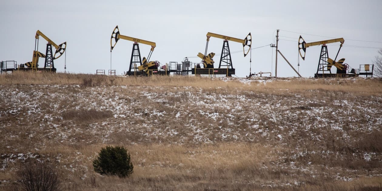 Giá xăng dầu hôm nay 10/6 quay đầu giảm Giá xăng dầu hôm nay 10/6 quay đầu giảm