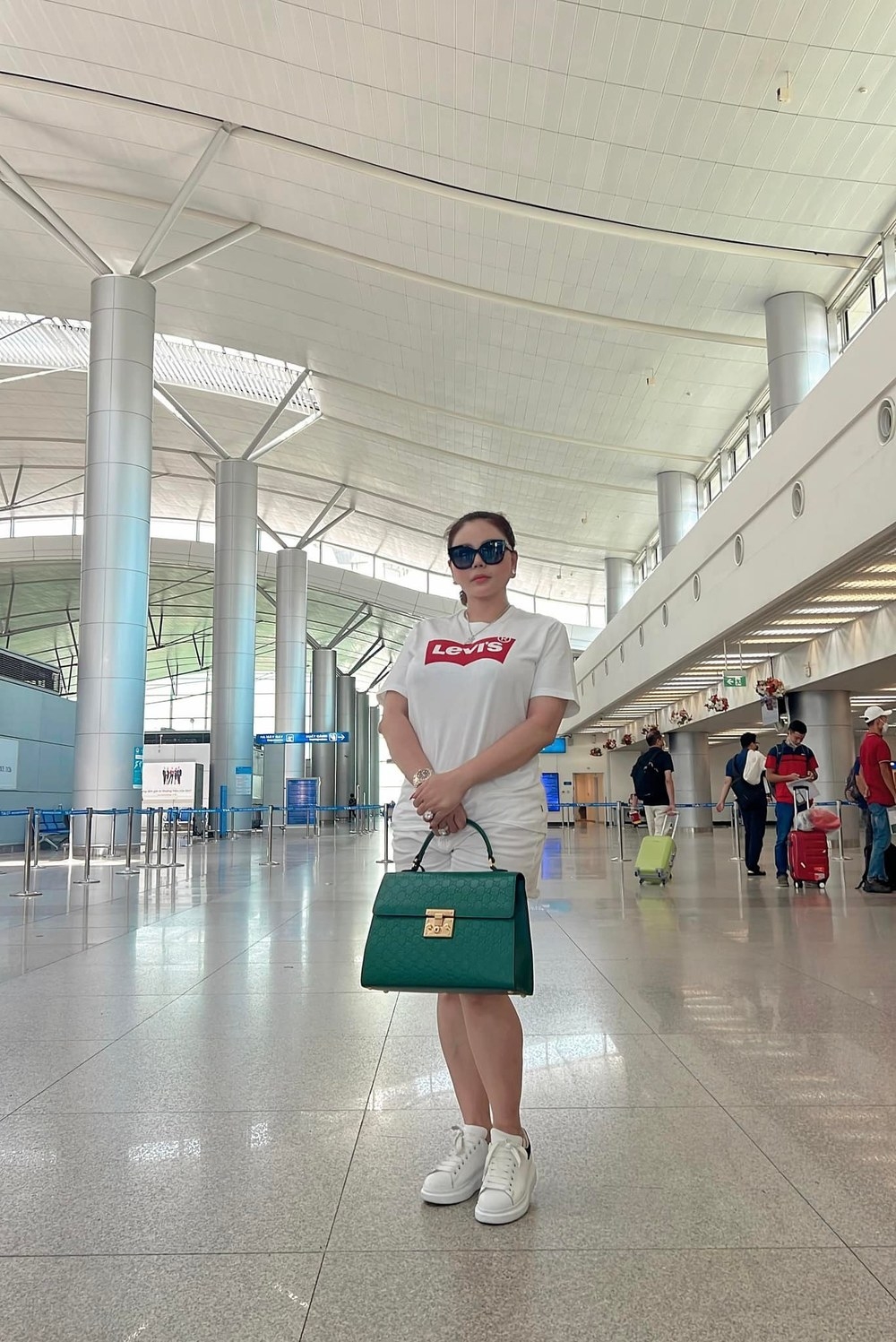 Sao Việt hôm nay 10/6: Lê Giang đi du lịch Thái Lan cùng gia đình Sao Việt hôm nay 10/6: Lê Giang đi du lịch Thái Lan cùng gia đình