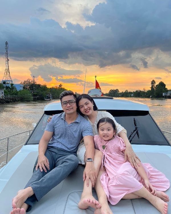 Sao Việt hôm nay 13/6: Dàn phù dâu "cực phẩm" trong đám cưới Minh Hằng