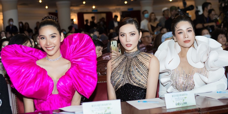 Sao Việt hôm nay 14/6: Phạm Hương chính thức trở về Việt Nam sau thời gian dài ở Mỹ