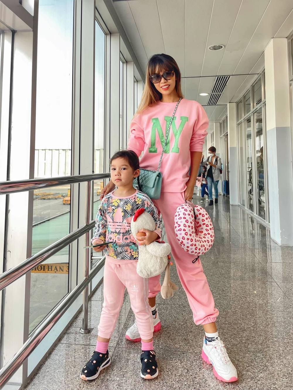 Sao Việt hôm nay 22/6: Lương Minh Trang tự tin khoe vóc dáng hậu giảm cân