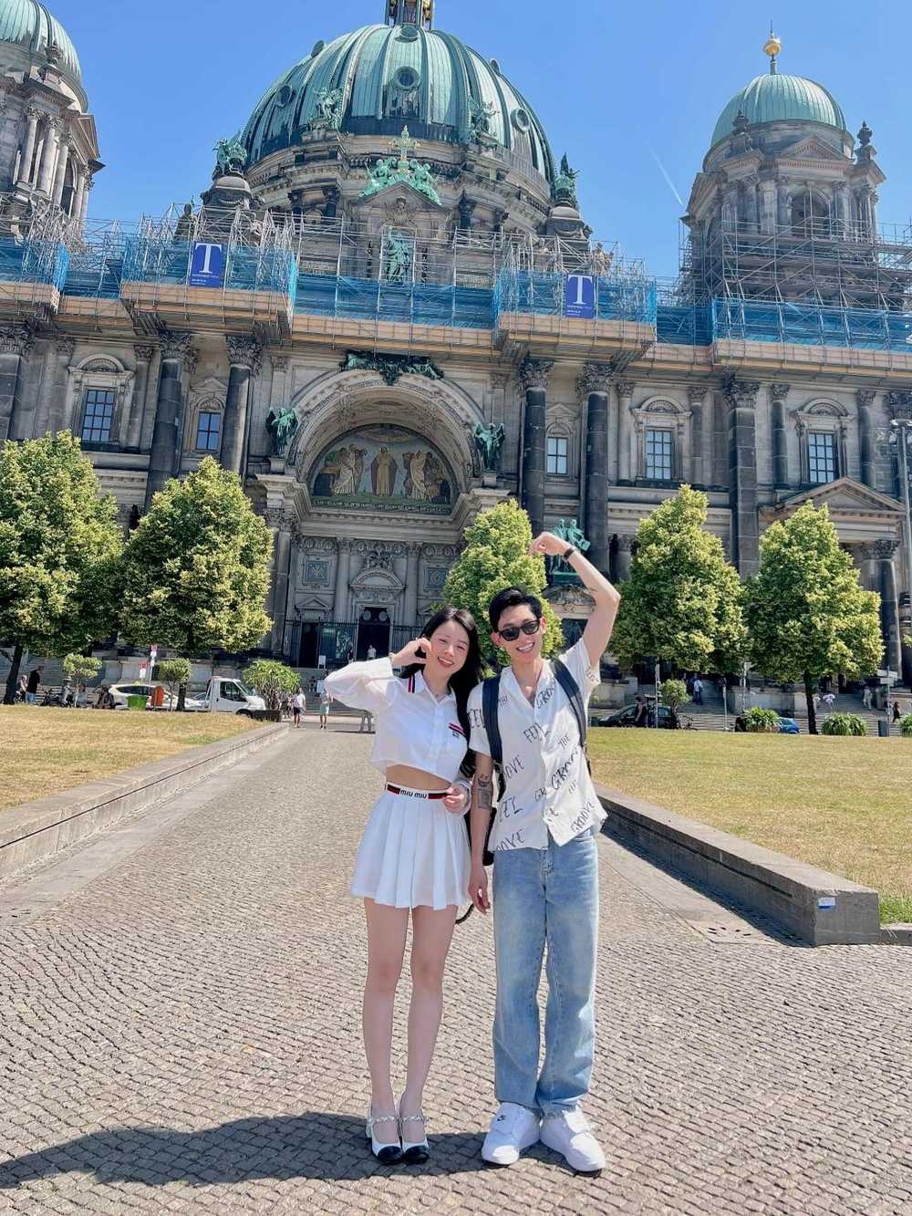 Sao Việt hôm nay 24/6: Hồng Thanh - DJ Mie khoe ảnh ngọt ngào khi lưu diễn quốc tế