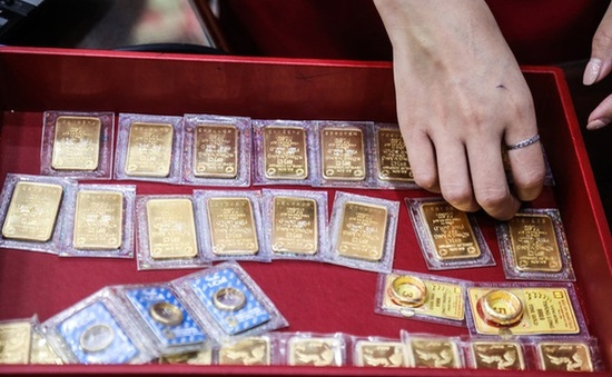 Giá vàng hôm nay 26/6: Bị nhà đầu tư “ngó lơ”, vàng có tuần mất giá mạnh Giá vàng hôm nay 26/6: Bị nhà đầu tư “ngó lơ”, vàng có tuần mất giá mạnh