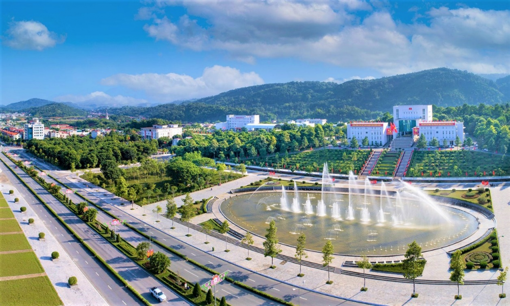 Lào Cai - Hòn đảo du lịch hấp dẫn đón tiếp khách quốc tế Lào Cai - Hòn đảo du lịch hấp dẫn đón tiếp khách quốc tế