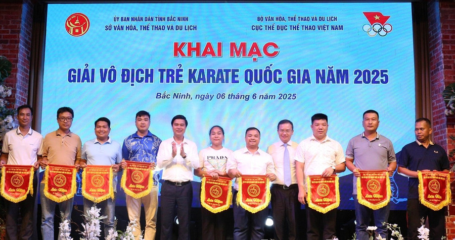 Khai mạc Giải vô địch trẻ Karate quốc gia năm 2025 Khai mạc Giải vô địch trẻ Karate quốc gia năm 2025