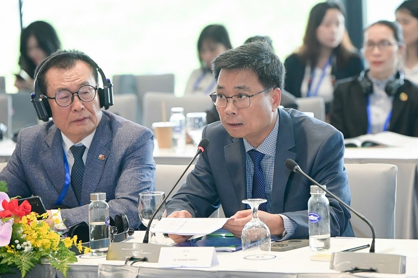 Doanh nghiệp cần gì để chuyển mình nhanh hơn trong kỷ nguyên xanh? Doanh nghiệp cần gì để chuyển mình nhanh hơn trong kỷ nguyên xanh?