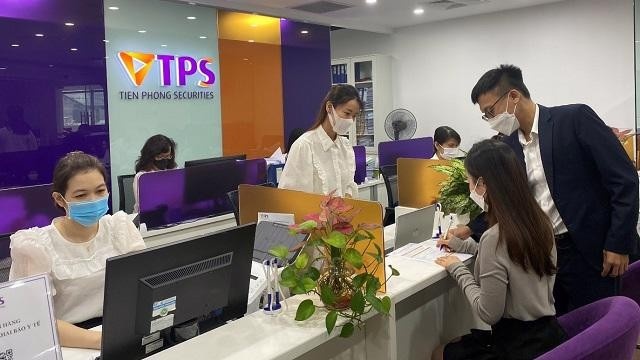 Điểm tin ngân hàng ngày 23/6: VietinBank hé lộ kết quả kinh doanh 6 tháng năm 2025 Điểm tin ngân hàng ngày 23/6: VietinBank hé lộ kết quả kinh doanh 6 tháng năm 2025