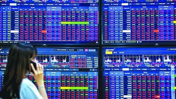 Nhận định thị trường chứng khoán ngày 3/6: Chờ đợi VN Index test ngưỡng hỗ trợ