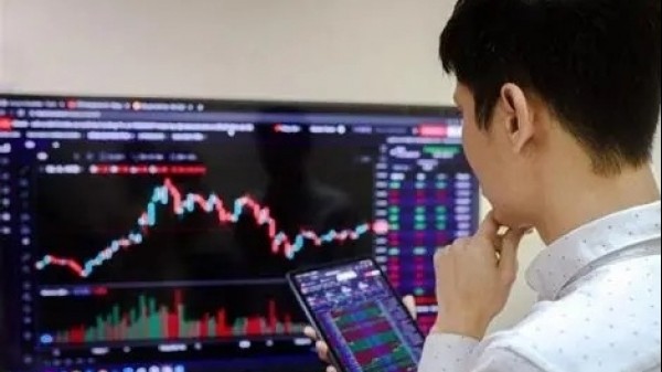 Nhận định thị trường chứng khoán ngày 19/6: Thận trọng quan sát, chưa nên vội giải ngân