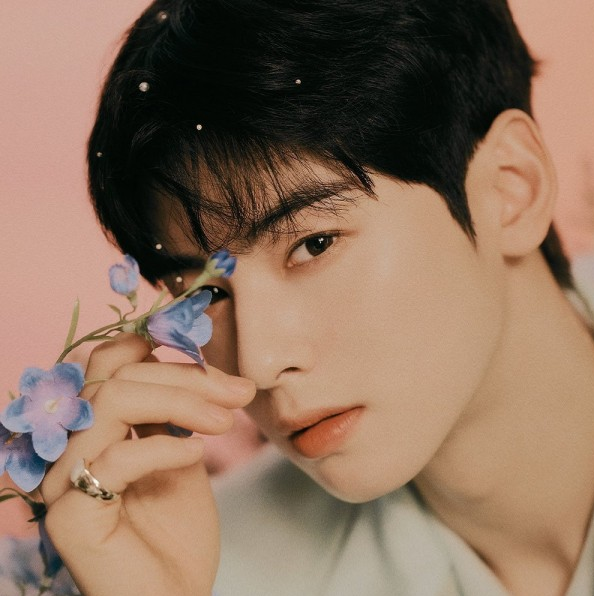 Sao Hàn hôm nay 2/7: aespa “nhá hàng” lightstick chính thức sau gần 2 năm debut Sao Hàn hôm nay 2/7: aespa “nhá hàng” lightstick chính thức sau gần 2 năm debut