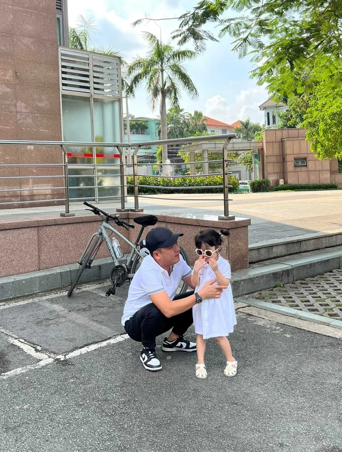 Sao Việt hôm nay 3/7: Khoảnh khắc cực dễ thương của Trường Giang cùng con gái Destiny Sao Việt hôm nay 3/7: Khoảnh khắc cực dễ thương của Trường Giang cùng con gái Destiny