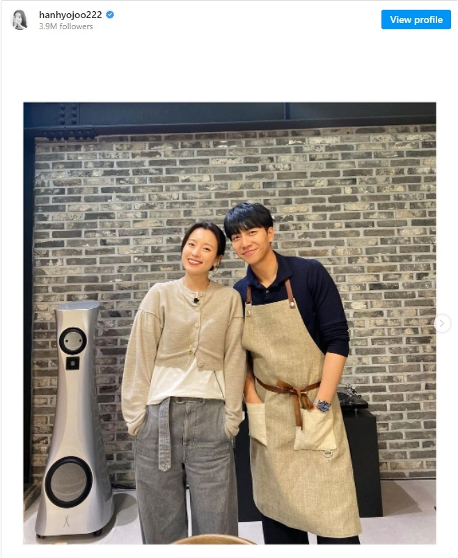 Top 10 khoảnh khắc MXH hot nhất showbiz Hàn nửa đầu năm 2022 Top 10 khoảnh khắc MXH hot nhất showbiz Hàn nửa đầu năm 2022