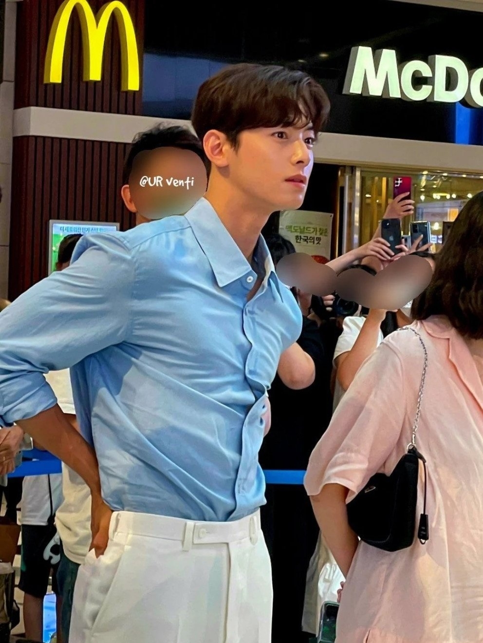 Sao Hàn hôm nay 18/7: ITZY phá kỷ lục cá nhân doanh thu ngày đầu tiên với “CHECKMATE” Sao Hàn hôm nay 18/7: ITZY phá kỷ lục cá nhân doanh thu ngày đầu tiên với “CHECKMATE”