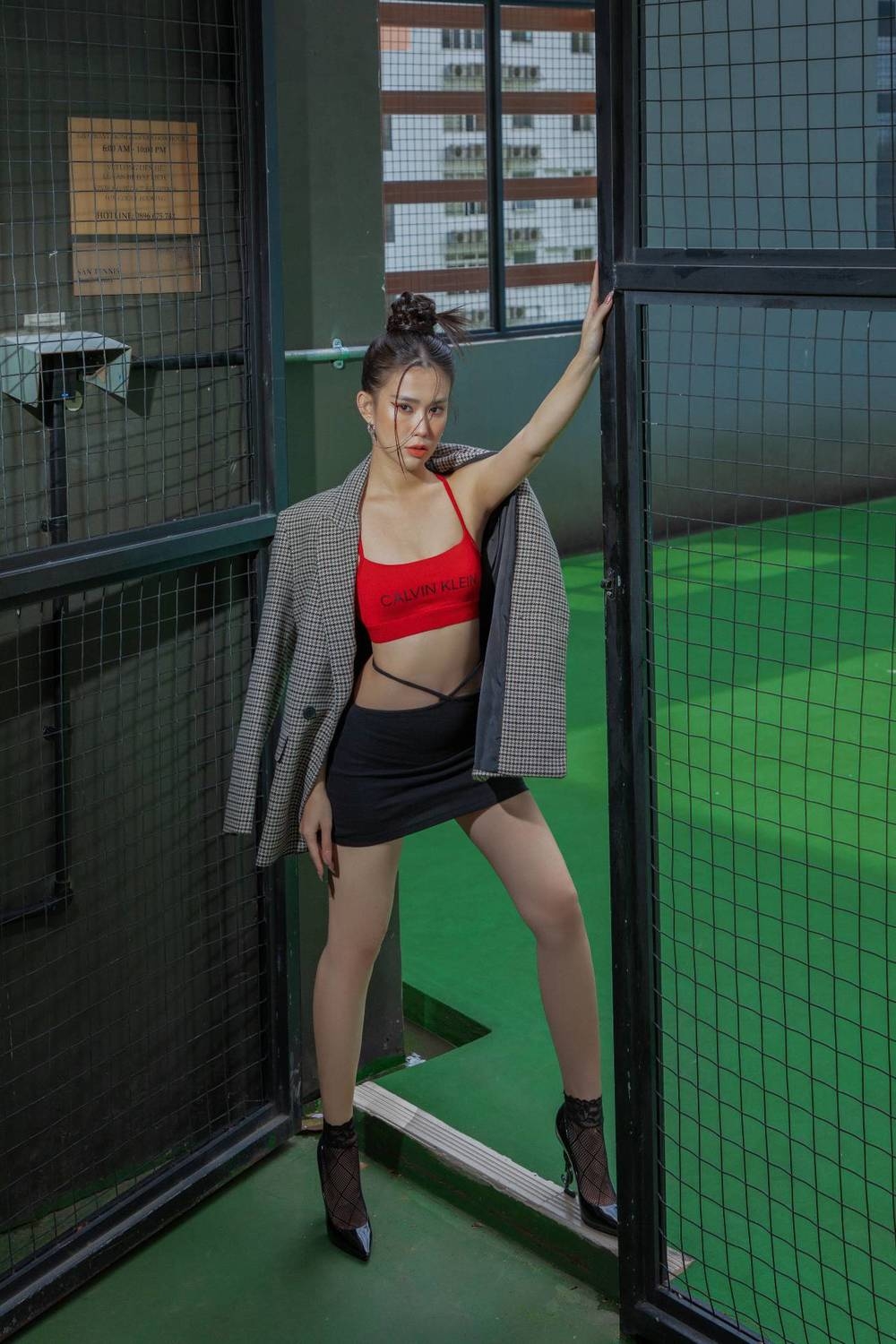 Sao Việt hôm nay 20/7: Ngọc Thảo chinh phục khán giả với outfit độc đáo