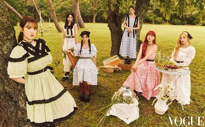 Sao Hàn hôm nay 24/7: MOMOLAND lộng lẫy trên thảm đỏ lễ trao giải “Premios Juventud 2022”