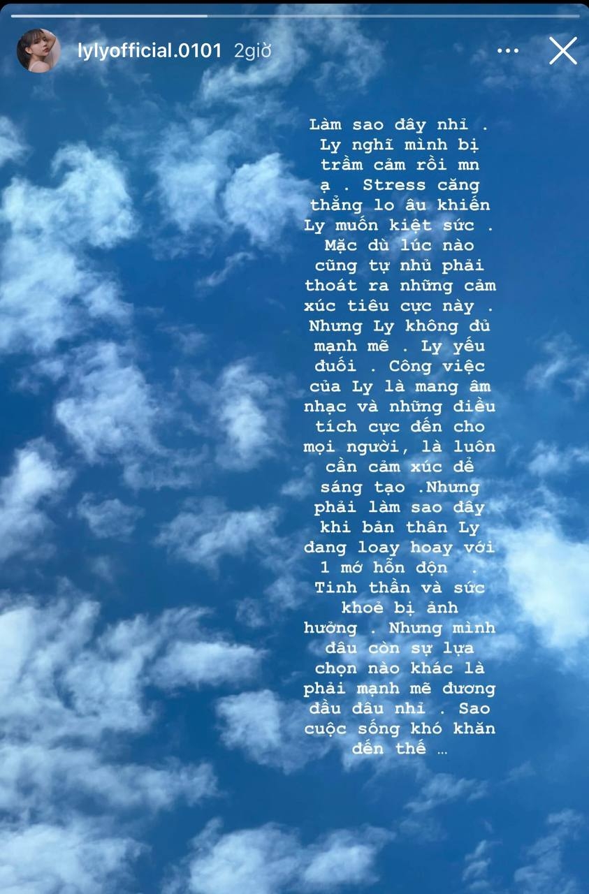 Ca sĩ LyLy chia sẻ đang căng thẳng và kiệt sức Ca sĩ LyLy chia sẻ đang căng thẳng và kiệt sức