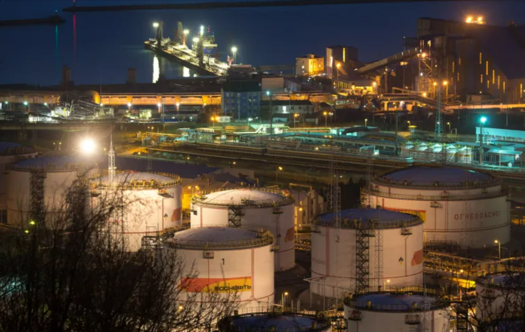 Giá xăng dầu hôm nay 25/7: Dầu thô lấy lại đà tăng