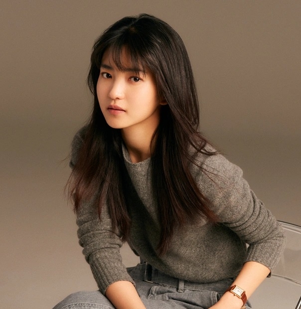 Sao Hàn hôm nay 29/7: BTS chuẩn bị bài hát mới cho FIFA World Cup 2022