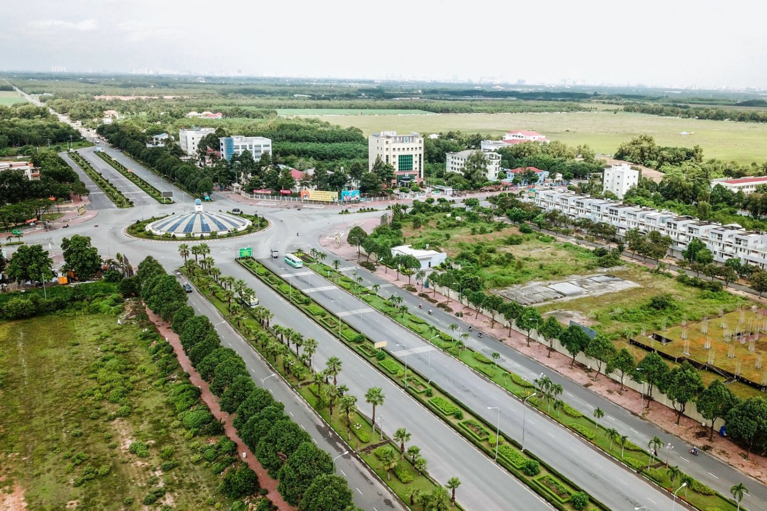 Tin bất động sản ngày 30/7: Giá nhà ở có xu hướng chững lại Tin bất động sản ngày 30/7: Giá nhà ở có xu hướng chững lại