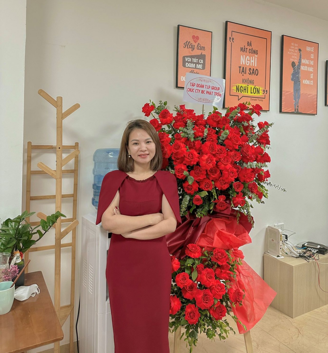 CEO Ngô Thị Tuyên luôn có những hướng đi mới cho công ty phát triển. CEO Ngô Thị Tuyên luôn có những hướng đi mới cho công ty phát triển.